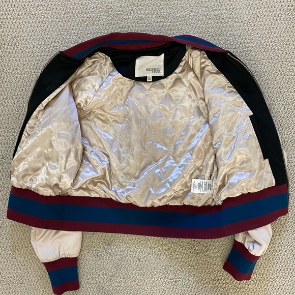 Aritzia Wilfred Free Butterfly Embroidery Jacket Women’s XS - Picture 5 of 7